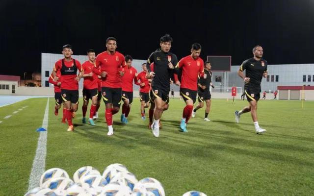 龙珠直播-【观察】同在屋檐下，人外有人乎？