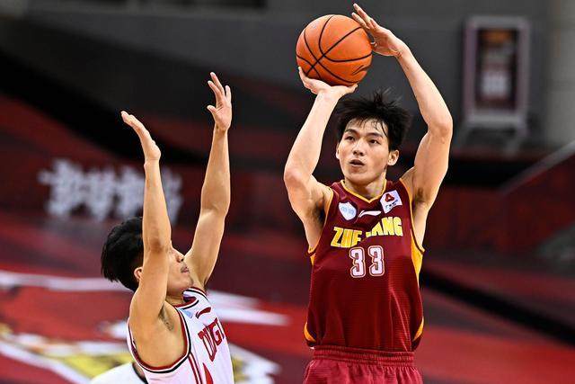 龙珠直播官网-浙江输球还折损大将 吴前本赛季撞上巨星墙？